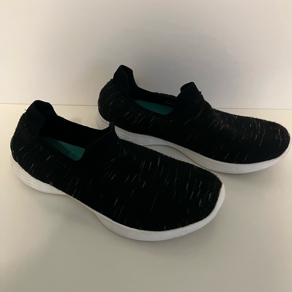 Black Slip-On Sneakers by SKECHERS